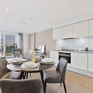 Wonderful Luxury 2Br Oasis In Enctre London