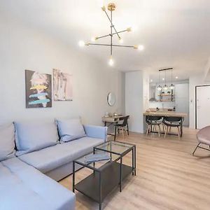 Appartement à 2 Chambres à Coucher
