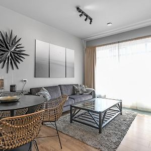 Appartement de Luxe à 2 Chambres à Coucher