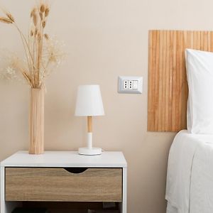 Independent House 51