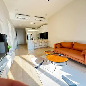 Appartement à 2 Chambres à Coucher