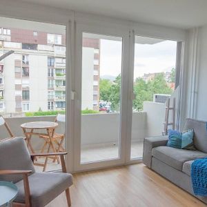 Appartement à 3 Chambres à Coucher