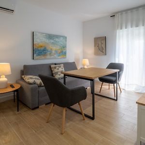 Appartement à 2 Chambres à Coucher