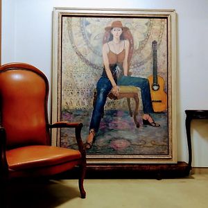 Appartement à 3 Chambres à Coucher
