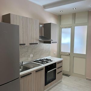 Appartement de Luxe à 2 Chambres à Coucher