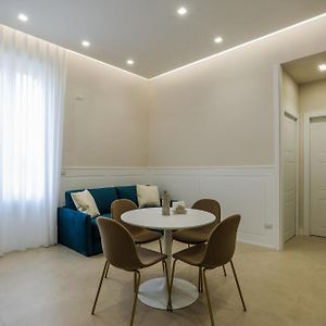 Appartement de Luxe à 1 Chambre à Coucher