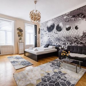Appartement à 2 Chambres à Coucher