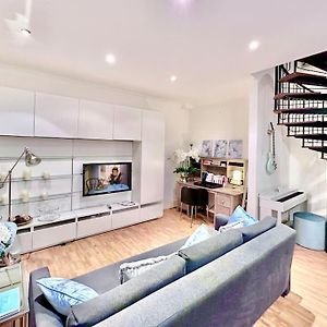Appartement à 2 Chambres à Coucher
