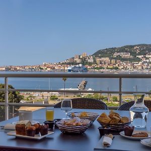 Suite à 3 Chambres à Coucher