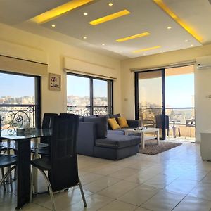Dair Ghbar Gate Apartments