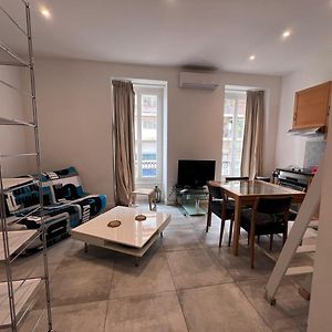 Heart Of Nice Harboor Cosy And Central