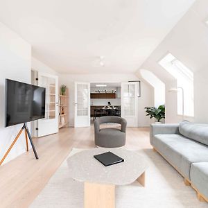 210SQM Lux Penthouse, City centre, next to Tivoli