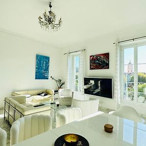 Appartement à 3 Chambres à Coucher