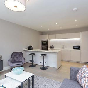 Dragon Suites - Edinburgh City Centre 1 Bed Apartment