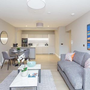 Melville Street Luxury Central Apartment