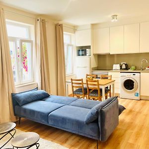 Appartement à 2 Chambres à Coucher