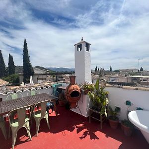 Cosy House, Sunny Terrace, Amazing Views & Outdoor Bathtub!