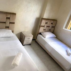 Appartement à 3 Chambres à Coucher