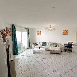 Appartement à 2 Chambres à Coucher