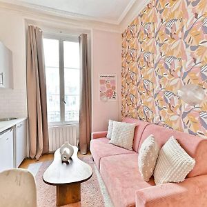 Magnifique Appartement Neuf Rose Paris 14Eme