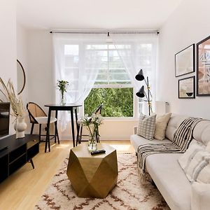 Appartement à 2 Chambres à Coucher
