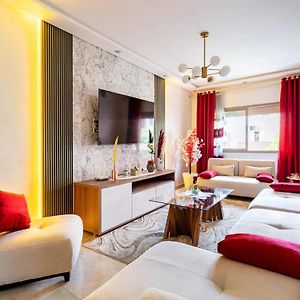 Appartement à 2 Chambres à Coucher