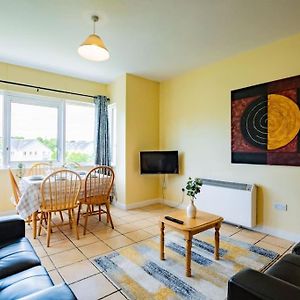 Appartement à 3 Chambres à Coucher