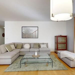 Appartement à 3 Chambres à Coucher