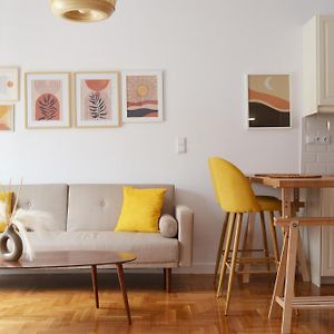Apartment With Terrace In A Romantic Alley, Plaka