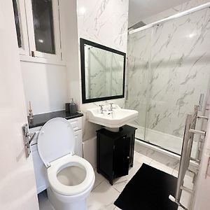 Appartement à 3 Chambres à Coucher