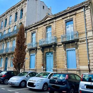 Appartement Du Forum,La Gare, 50 M2 , Climatisation, Garage, Cour