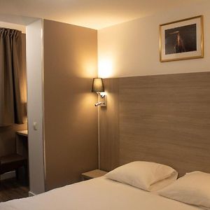 Chambre Lit King-Size avec Accès aux Personnes Handicapées