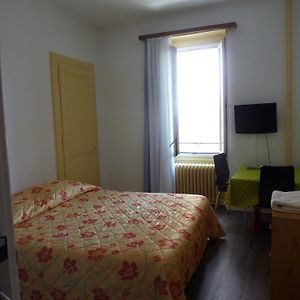 Studio Budgétée