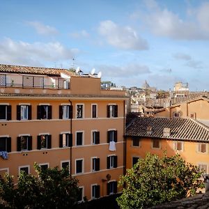 Amazing Penthouse With Terrace And Rooftop In Trastevere