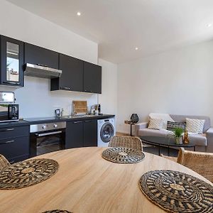 Beautiful Renovated Residence Near Croisette