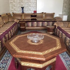 Appartement Spacieux Et Bien Desservi A Agadir