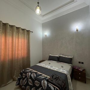 Appartement à 3 Chambres à Coucher