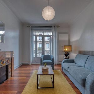 Appartement à 2 Chambres à Coucher