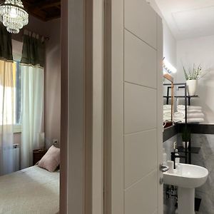Private Bathroom King Room