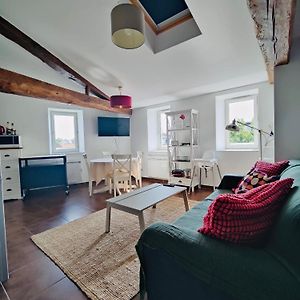 Appartement à 2 Chambres à Coucher