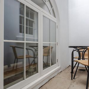 Spacious And Modern Apartment In Pimlico