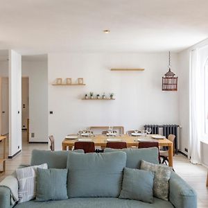 Design, Grand Et Confortable - Ty Gwellan