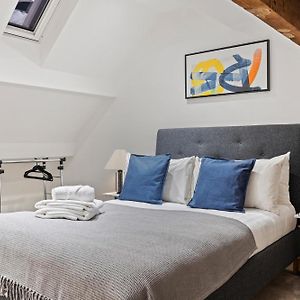 Studio de Luxe