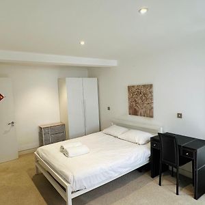 Central Cosy Studio Apartments