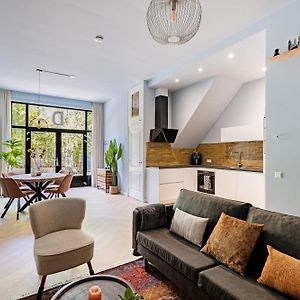 Appartement à 2 Chambres à Coucher