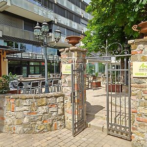 Aroma Apartments