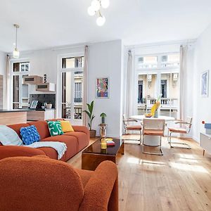 Appartement à 2 Chambres à Coucher