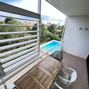 Appartement à 3 Chambres à Coucher