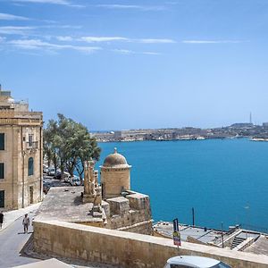 Stylish Seaview Valletta House