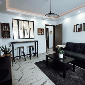 Prestige Lumineux Jacuzzi Parking Prive